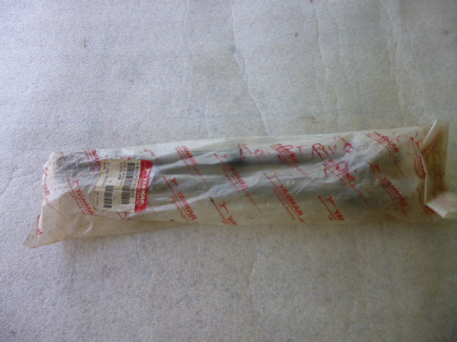 CENTER BOLT