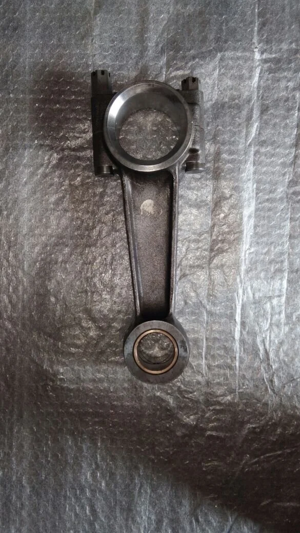 Hamworthy SF42 Connecting Rod with Bush Part 126