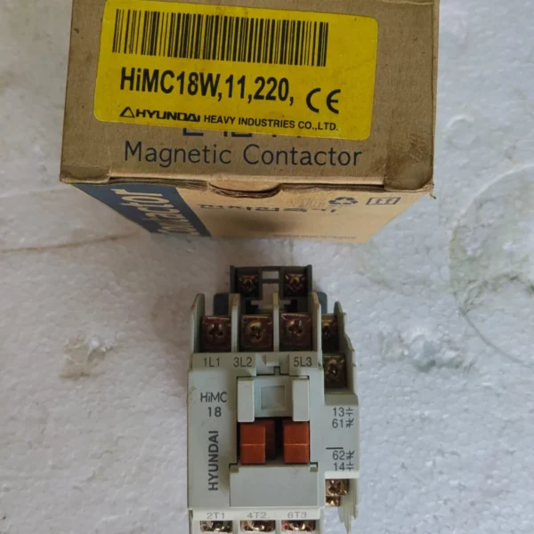 Hyundai HiMC-18W 220V magnetic contactor front view with original Hyundai Heavy Industries packaging